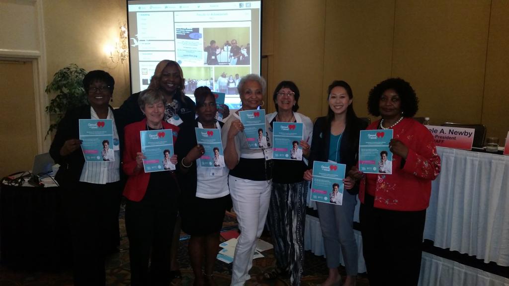 HakinaMatata's tweet photo. CLUW sisters spreading the word!!  #CLUWjaxNEB http://t.co/LWpWsBXlbl