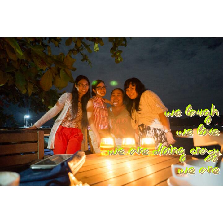 Tetep sama dari kecil sampe skg da yg pindah country tp kita ttp sama ♡♡karlotassmanado <a href="/TonightShow_NET/">Tonight Show NET.</a> #TNSSAHABAT