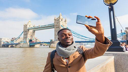 IAmSteveHarvey's tweet photo. I know u take a mean selfie.Enter it @CheapTickets &amp; win a trip for you and your friends! http://t.co/ZSkdevn57H http://t.co/3uJ30PIBCt