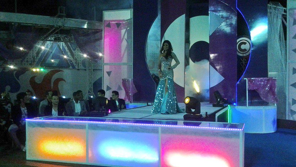 TeamCombateFc's tweet photo. ¿Quien debió ganar el #MissEcuadorCombate? 
RT; @layjulissa 
FAV; @YeslyCombate http://t.co/uyxAHE54mo