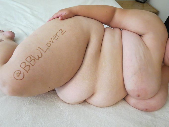 Please RT #sexy #bbw #ssbbw #belly #tits #hugeboobs #bignatural #nipples #spoilme http://t.co/vFwZ5L