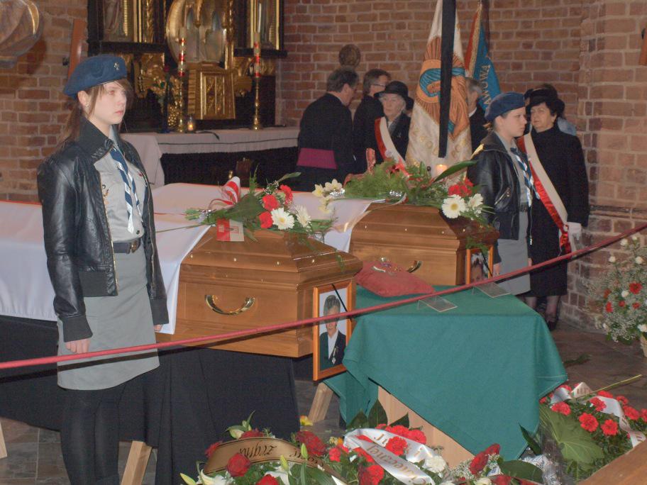HelenaHatka's tweet photo. Pamiętamy. http://t.co/XtaqMjxYOq http://t.co/ExAtGwVSVG