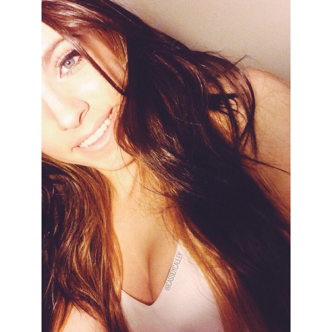 👅 http://t.co/EIEAVA5kl7<a href="/tag/miami"class="tags"><span>#miami</span></a>