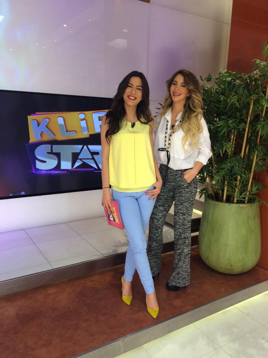 klipstartv's tweet photo. "NELLY'LE KLİPSTAR"A ALEYNA DALVEREN KONUK OLUYOR.
8.HAFTANIN BİRİNCİSİ BELLİ OLUYOR.
"MEDCEZİR"DEN SONRA EUROSTAR'DA http://t.co/EJJTa7415Q
