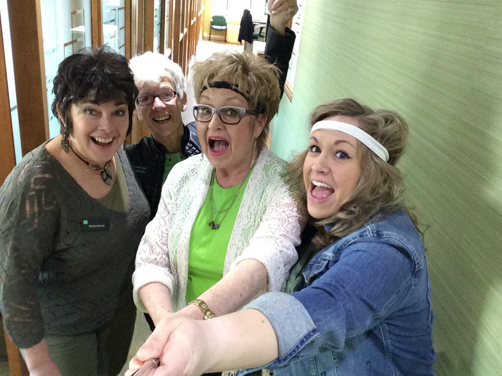 deniseflak's tweet photo. 680 in the 80s. #leirevolution #belegendaryprairie #girlsjustwanttohavefun @BobYarish_TD @PaigeDykslag http://t.co/R5UinII5nF