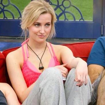 bbcanadajordan's tweet photo. Ashleigh icons #bbashleigh #BBCAN3 #bblf http://t.co/UsWsnUBUXQ