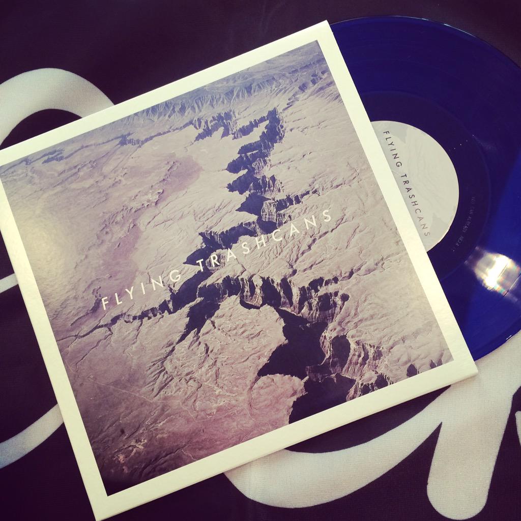 Licksonline's tweet photo. Flying Trashcans EP on blue vinyl! #licks #vinyl http://t.co/KtAFbLMo9r