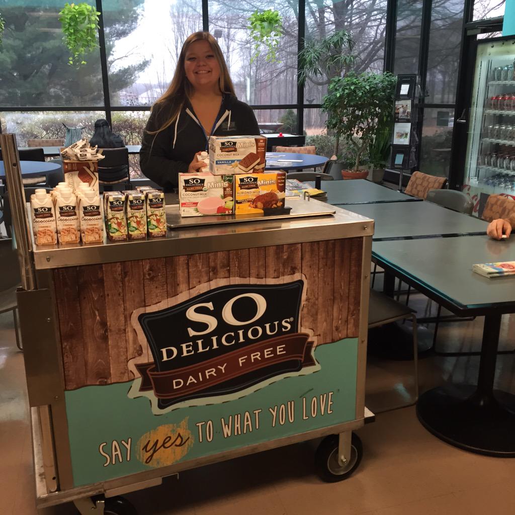 sodeast's tweet photo. Hanging out at the Humane Society of the United States today with our @So_Delicious goodies :)
#SoDEast #soddc http://t.co/o0SowHUDKN