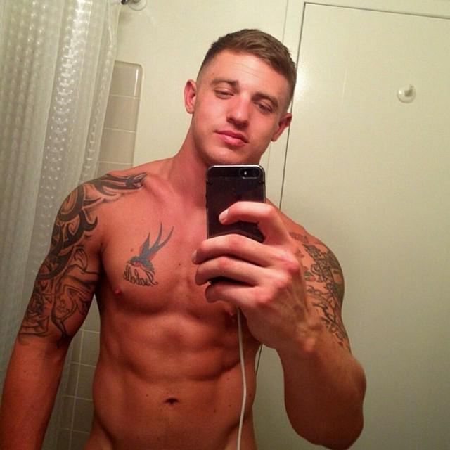 ToddJSaporito's tweet photo. #IG (#iheartman) #itsToddS #ToddJSaporito #IGCaption (Friday Frenzy!l
#gaynude #gayabs #gayhottie #gayhot #gaymuscl… http://t.co/CTjkqY1ZrY