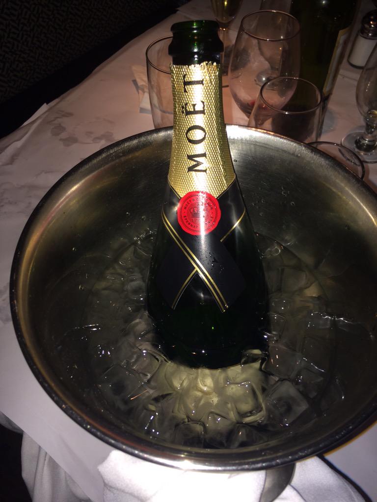 PtsCapping's tweet image. Capping all day now its time to relax with some lunch and champagne. Don't miss out on today's winner. (802)-294-2918