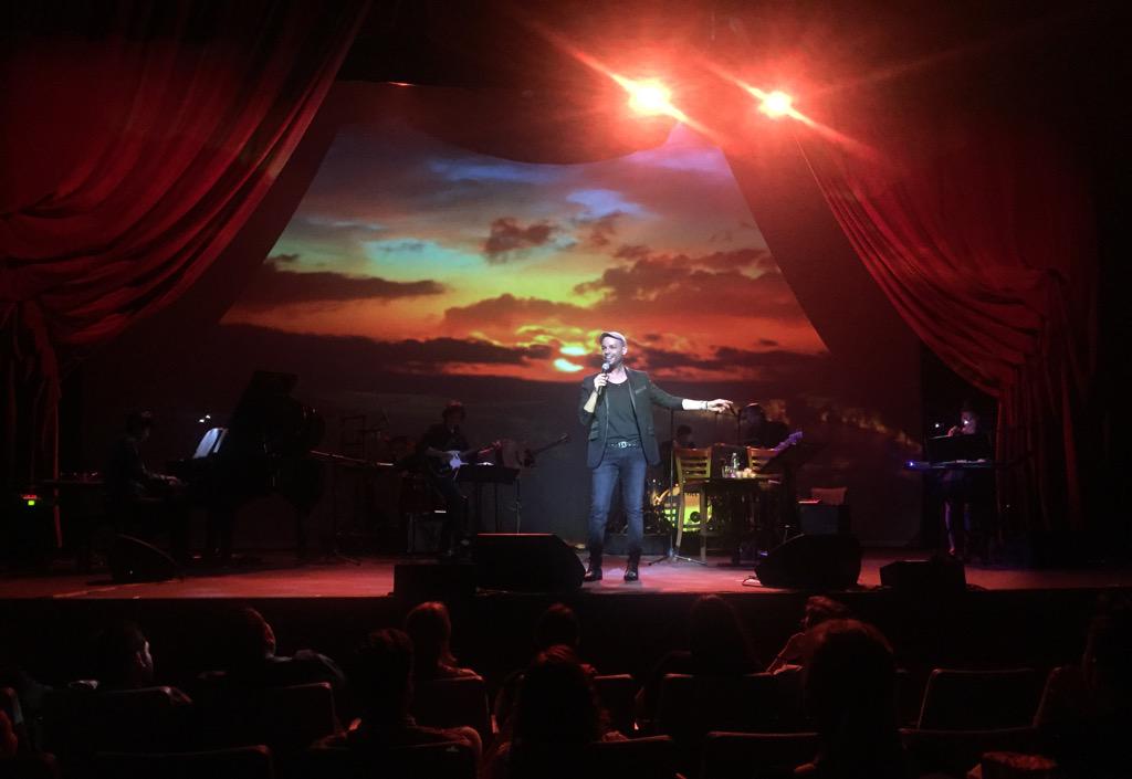 RichordByworth's tweet photo. Muchas gracias a todos por una noche tan especial con #MisÍdolos en #México ❤️️ http://t.co/i1gPXcEzS4