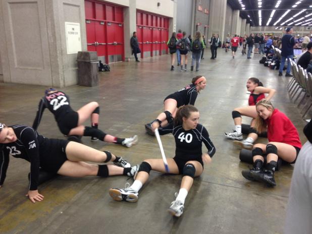 EdgeTrained's tweet image. Soft tissue work between games @jrvbassociation World Challenge #kivastrong