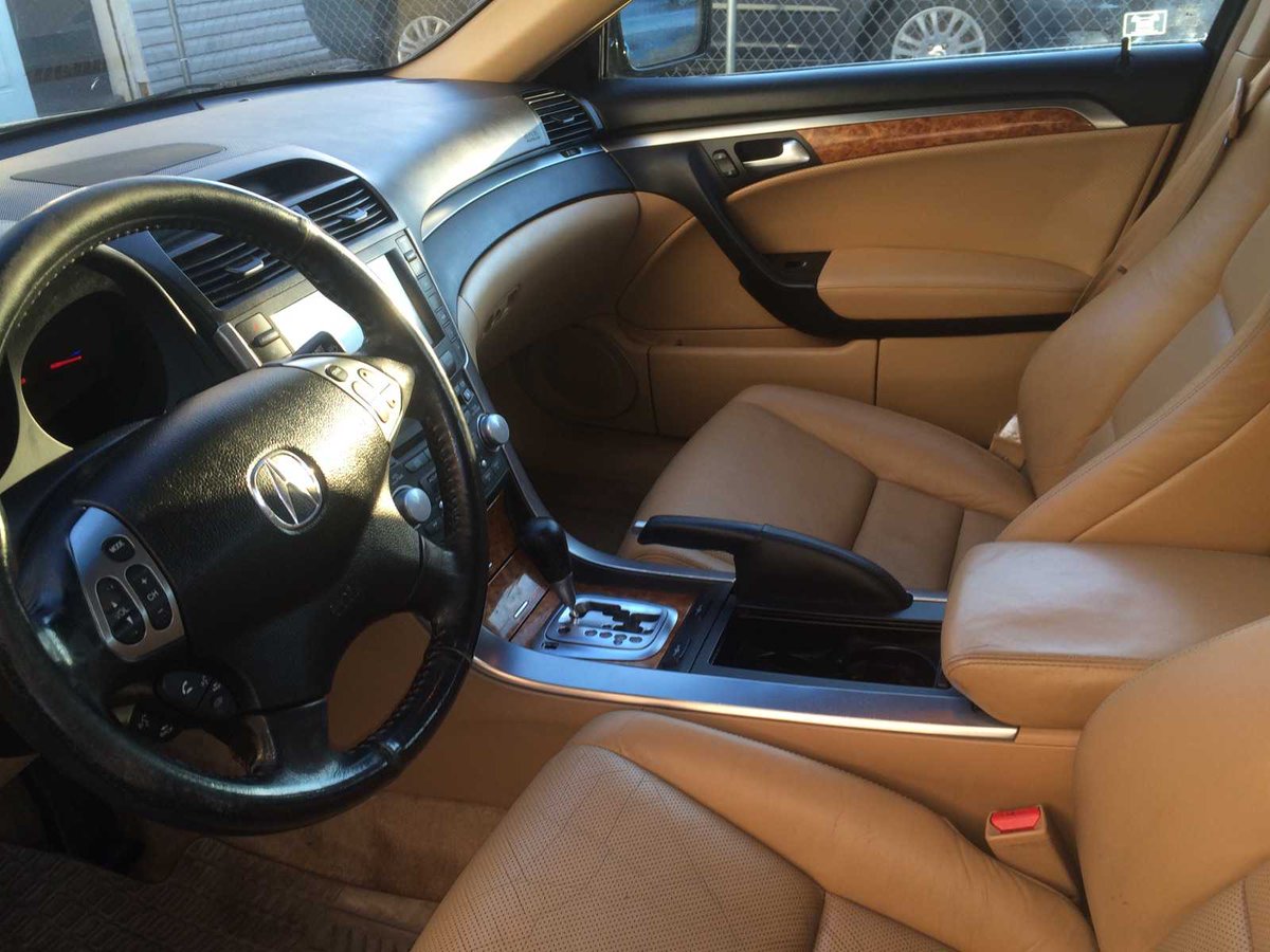 KASHAGENCY's tweet photo. Came from nothing. Now I can eat my peanut butter sandwich inside my peanut butter interior YES! http://t.co/HRoc1zbxxB