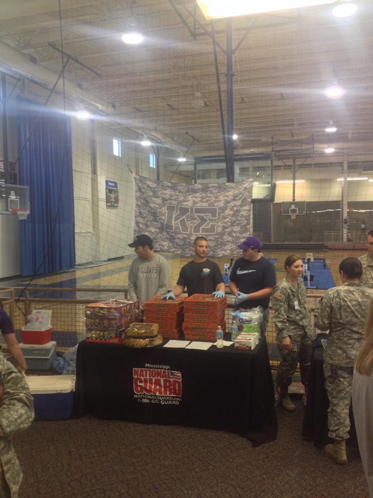 AEKDB_Millsaps's tweet photo. Table is set up and ready to go, excited for an awesome Warrior Day in the HAC. Come out and see us! http://t.co/3oruJ1EHhe