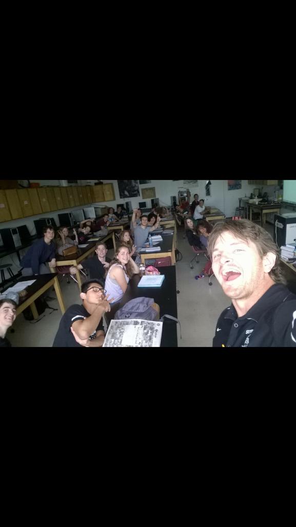 krichter7's tweet photo. When @Davin__YP forgets his phone in physics... @DaGooba #gotchyoass http://t.co/93On6y5wR9