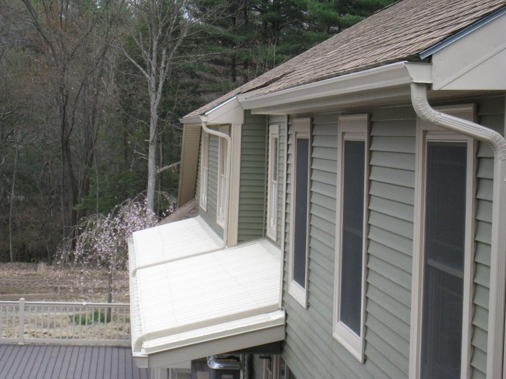 Eliminate leaks & ensure a perfect fit when you choose #MJSeamlessGutters #CustomGutters