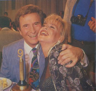 milopignataro's tweet photo. Si todos los programas salieran como el de hoy, nos ganamos el nueve de oro. #MundoCirco, 3ra temporada @radiomanoOK http://t.co/df6oLci9K9