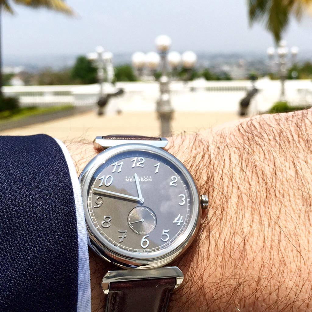 alex_meerson's tweet photo. Flying solo in India finding inspiration #artindetail #meerson #luxury #watches http://t.co/VjimU6SckB http://t.co/sA5SDZGOI6