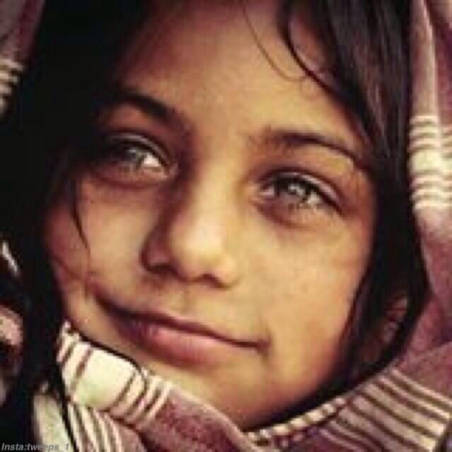 m100mk's tweet photo. للحنين غصه موجعه عندما تکون بأبتسامه يعقبها إختناق حد البکاء ✩ http://t.co/6H7yZO8VAk