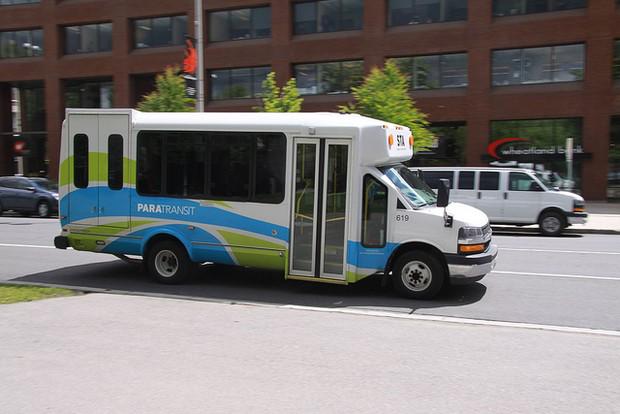 CityLab's tweet image. Meet @TransLoc, the company that's helping mass transit fend off Uber and Bridj trib.al/uZbwydv