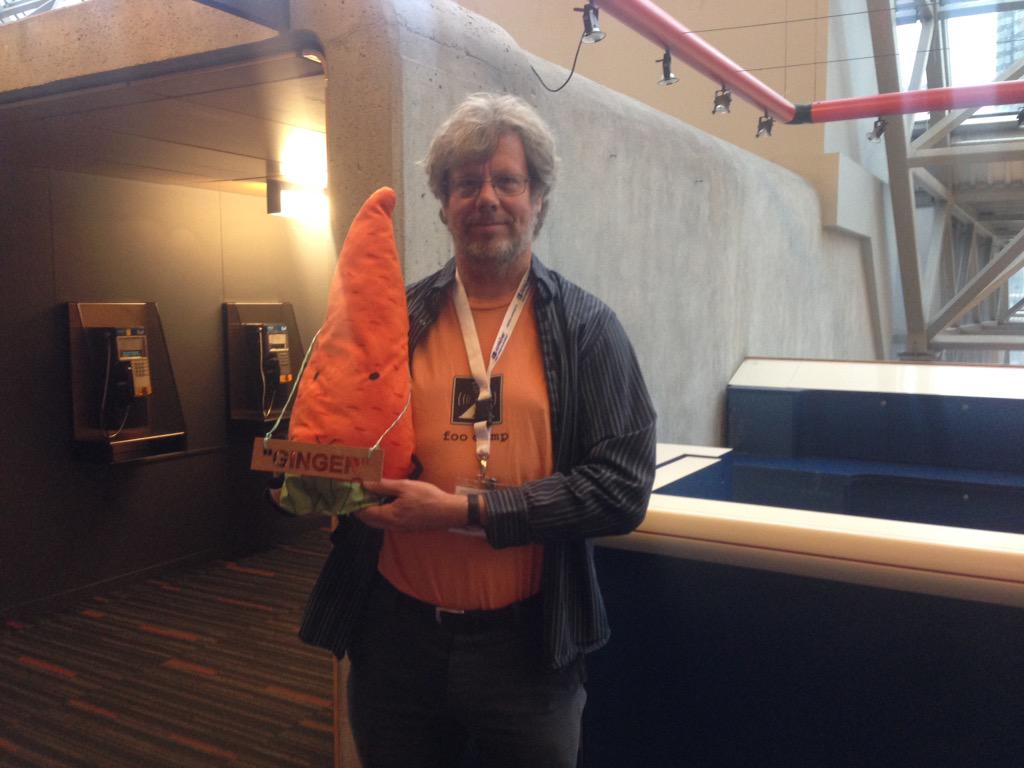 kstepniowska's tweet image. Preparation for #DjangoCarrots @ggCarrots #PyCon2015 @smguermond with our #Python friends