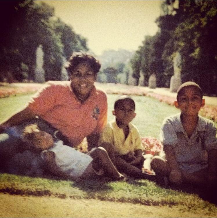 Miguel__Avalos's tweet image. Happy National Sibling day.  #myheadisbig