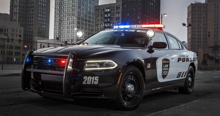 TodoMotorVe's tweet photo. #Dodge Charger Pursuit 2015, un monstruo para combatir el crimen #FOTOS http://t.co/dPGbHhQEVB http://t.co/WiFr6JJcKH
