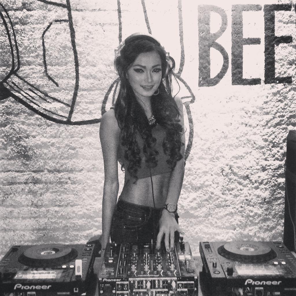 DJ RINEEZ DEVI tweet media