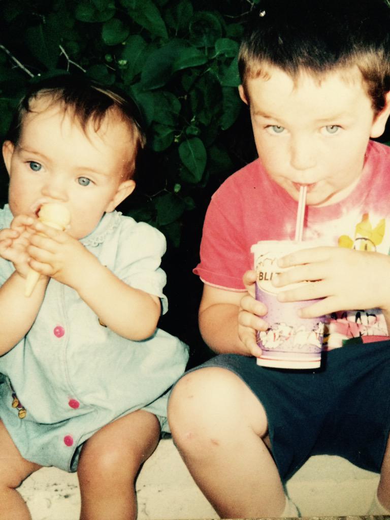 sarahroth33's tweet photo. Happy #nationalsiblingday to the best brother out there. Love you Bauma 💛 @broth57 http://t.co/l32CtYQFKQ