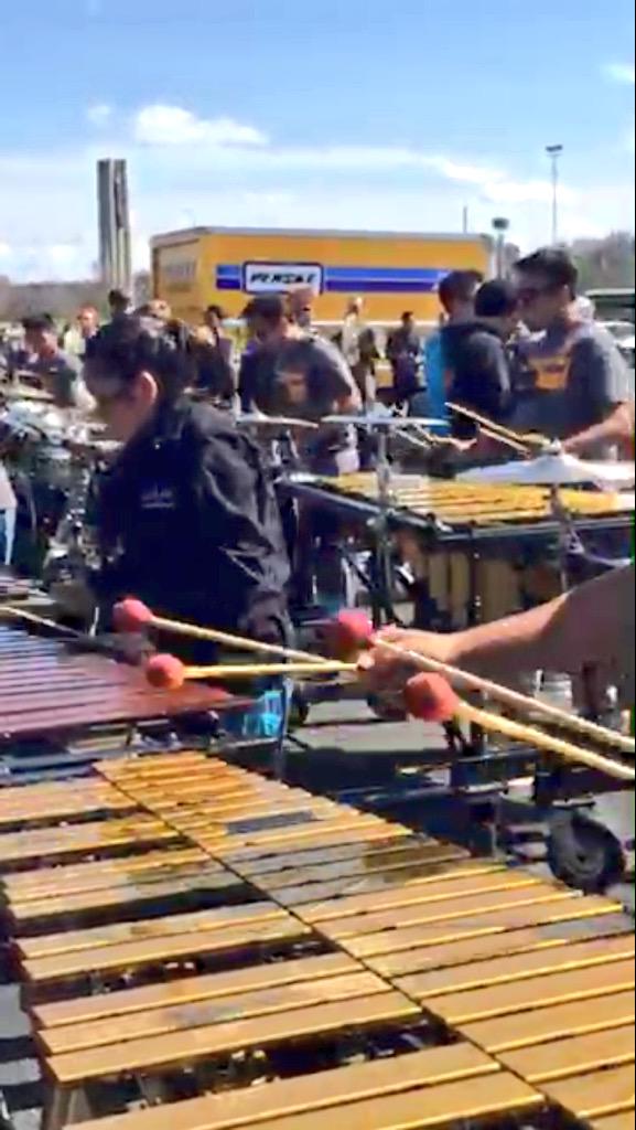 unstoppablynice's tweet photo. |LIVE NOW| Insanely great Xylophone Orchestra v/@ZildjianCompany #meerkat http://t.co/8m1kdJmXUB http://t.co/G5wxfPDwPo