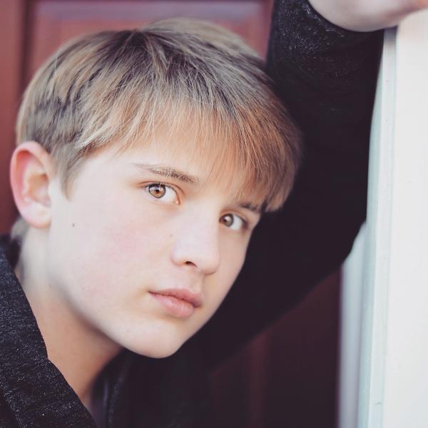 FansJOHNROBERT's tweet photo. @jrrimel John-robert's Pict 17 #JohnRobertWORLD http://t.co/HLQ1kVqnQG