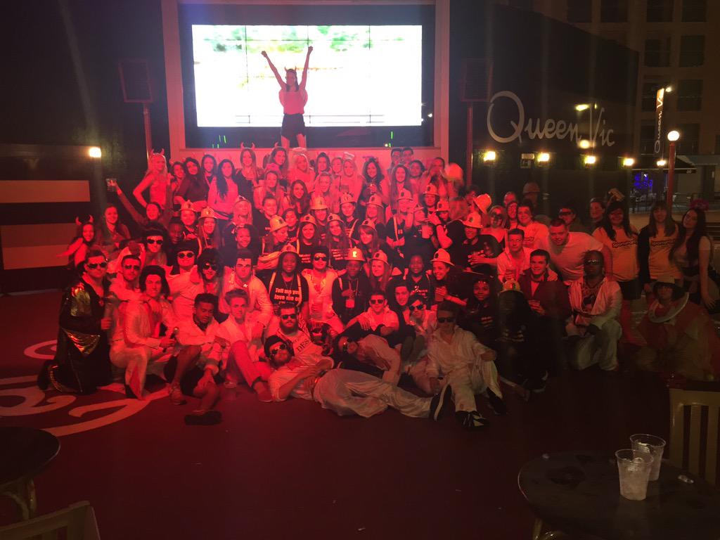 SportsParty's tweet photo. It's coming to an end. But @UoG_Netball @UniofGreenwich @VPSAGreenwich are going out in style. #tour http://t.co/AjJp1g7Snr