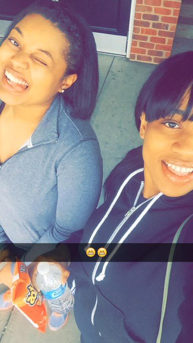 Watch brit.'s leaked NSFW photo on TwXstars