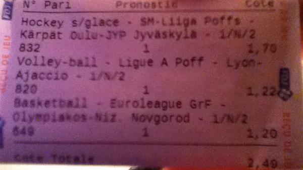 bebarland's tweet photo. Merci @TueurDeLaFDJ @BetOfZeDay @LifeProno http://t.co/TuXspx6o0g