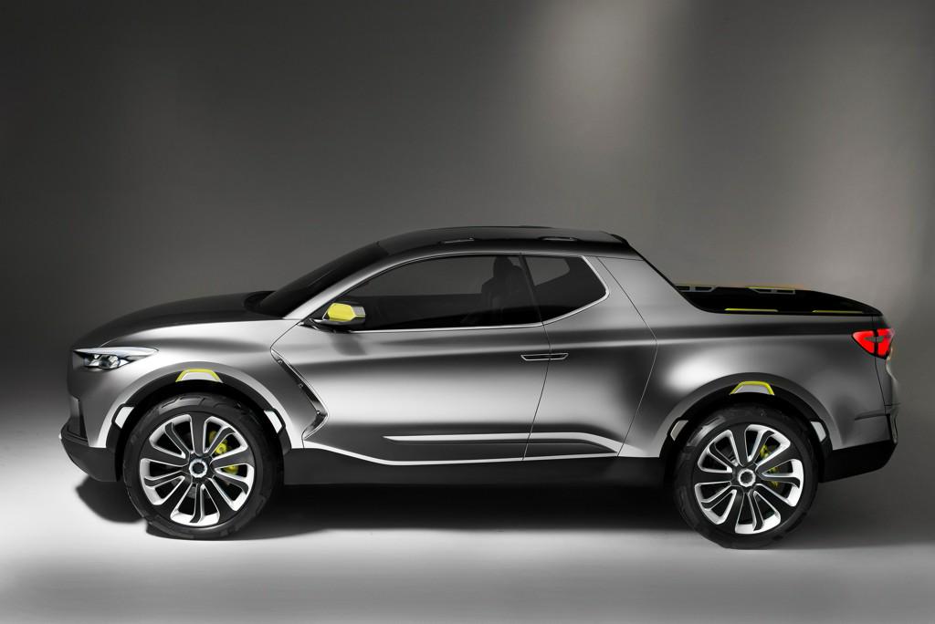 RoadandTrack's tweet image. The Hyundai Santa Cruz is Korean for El Camino bit.ly/1GTUSmP