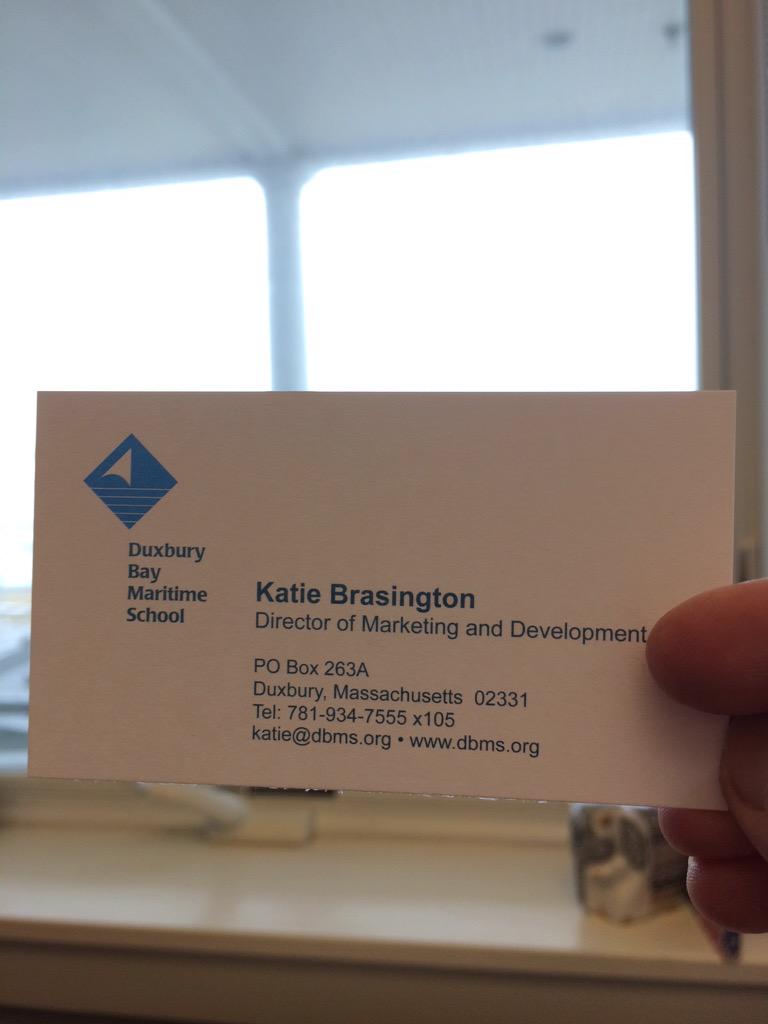 thelegendaryKB's tweet photo. Feeling official #emergingadulthood #firstjob #MsDirector http://t.co/Wm2yzPrWAf