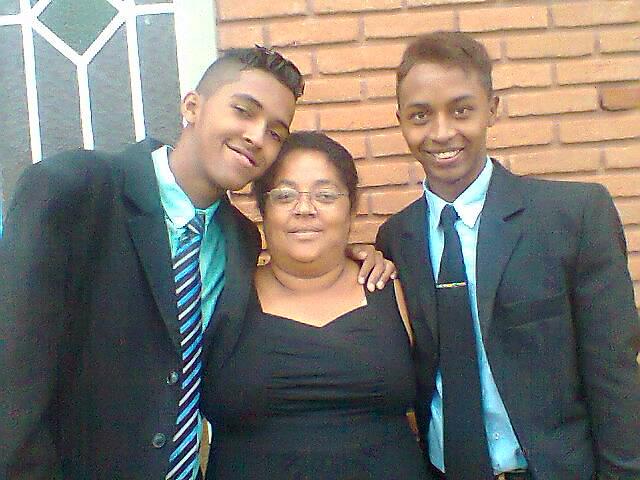 Vitorroque551's tweet photo. Família http://t.co/k70ViNyRvM