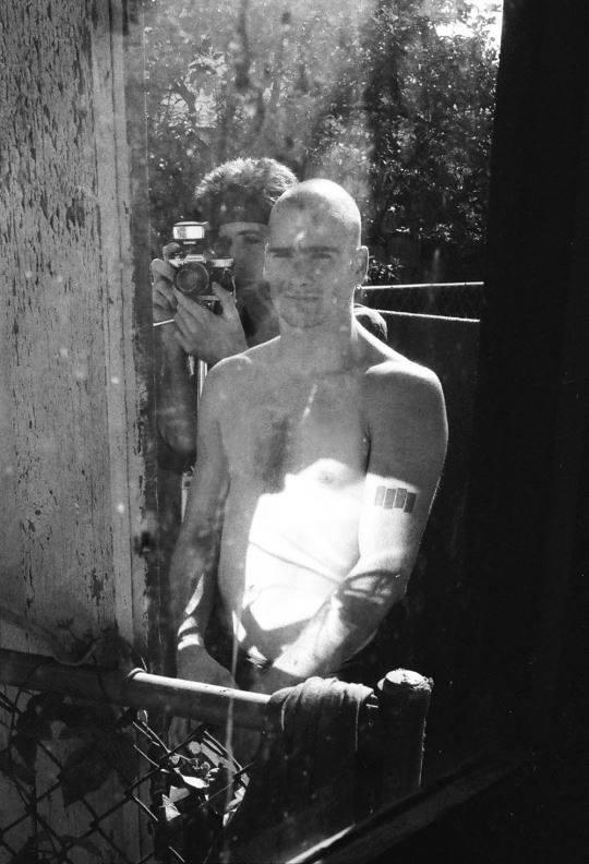 HardcoreSchool's tweet photo. @henryrollins &amp; @EdwardColver #blackflag #Damaged http://t.co/p5Yssril5y