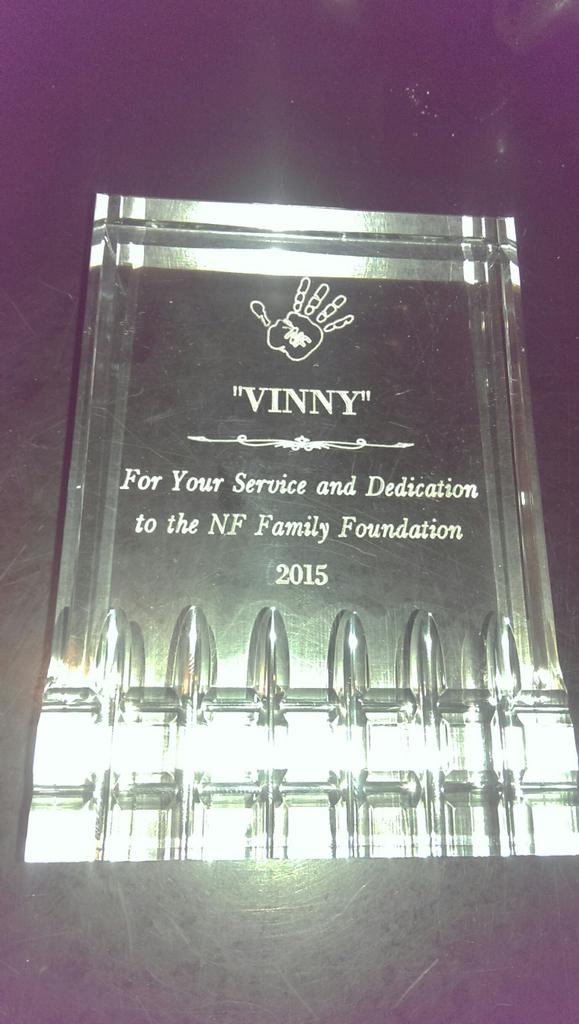 vinny_8_ball's tweet image. @NFFamilyFound @Nuropsych1 @rivergrl21  i love you guys and this is an honour to recieve. &amp;lt;3 i LOVE you guys XD