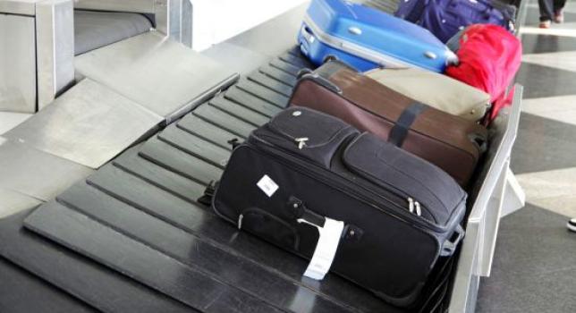 PostureoLucense's tweet photo. Como España"@A3Noticias: Premian a un aeropuerto nipón por no perder ni una maleta en 21 años http://t.co/Ri1ihr7fGP http://t.co/5XlFsCVcwA"