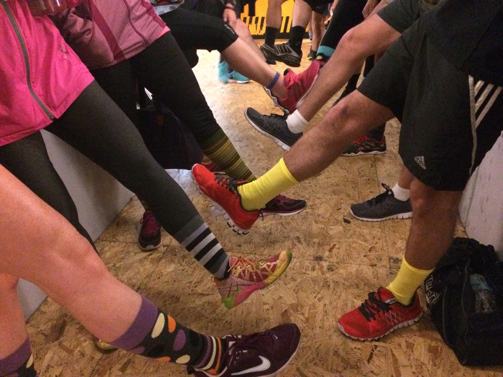 No es concurso de Chabelo, es el jueves godinez, calcetin ejecutivo <a href="/the54D/">54D</a>  generacion 268, jajaja nos caigo bien