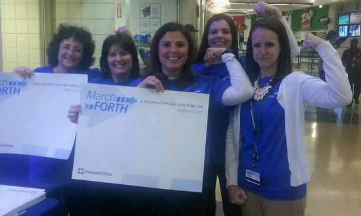 FightCRC's tweet photo. The Cleveland Clinic knows how to do a #strongarmselfie for @Cavs #MarchForCRC event Tks @ClevelandClinic http://t.co/6wFvEtQpoH