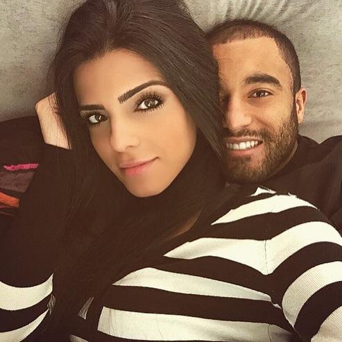 itsluketes's tweet photo. É OFICIAL! ❤️👏🙏 QUE DEUS ABENÇOE #LARICAS #LURISSA http://t.co/hUK1jMmA20