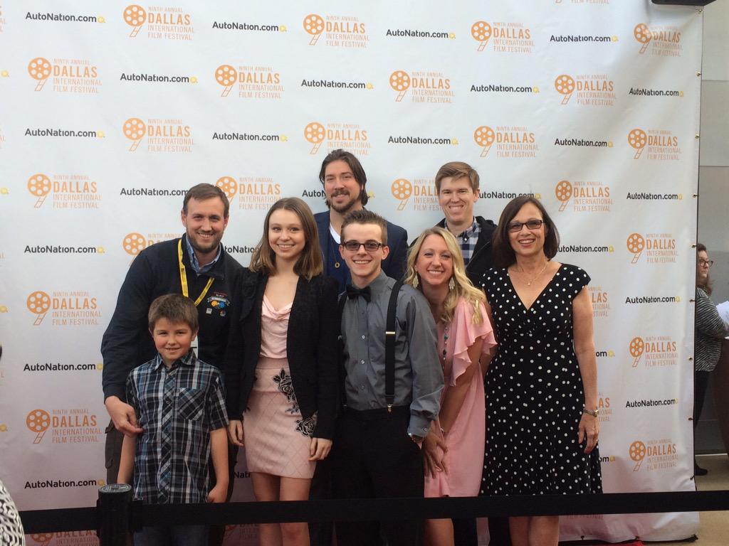 ThunderBrokeLLC's tweet photo. Red carpet time! #DIFF2015 #TBTH #ThunderBrokeTheHeavens http://t.co/hvF0q95EOL