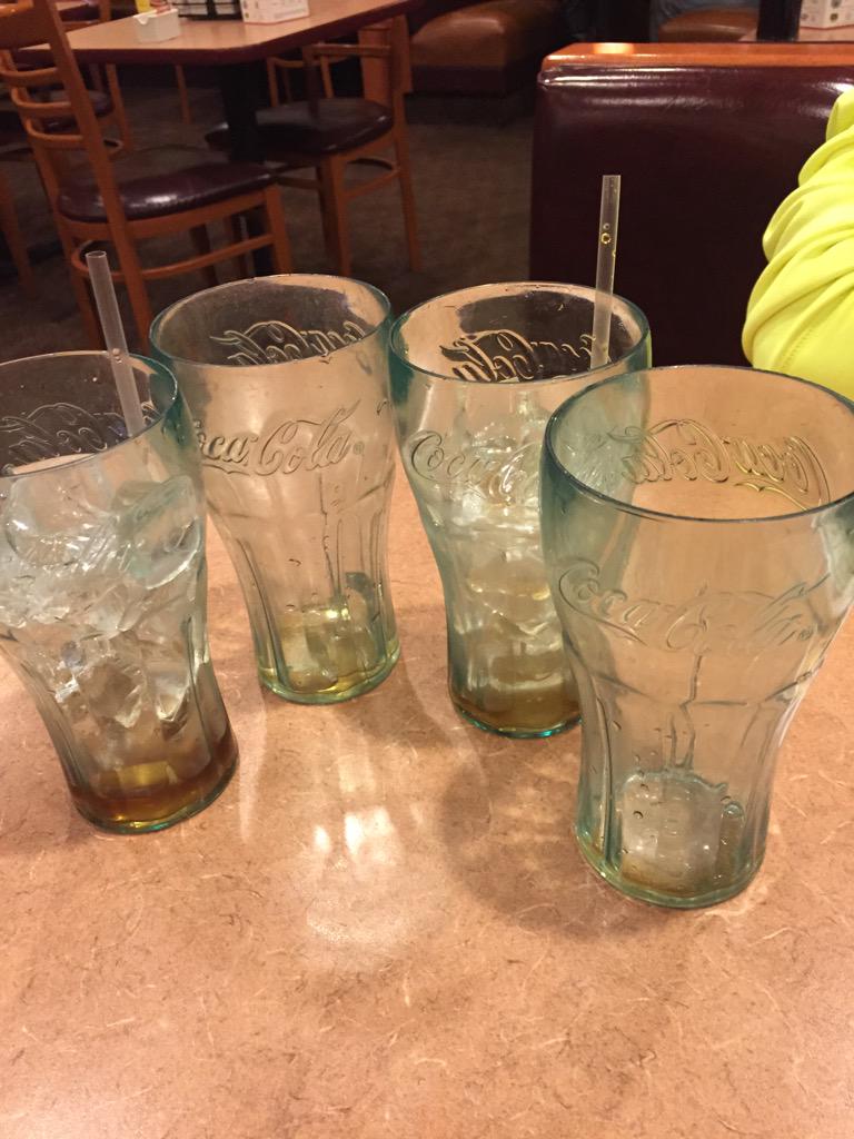 BestThtNeverWas's tweet photo. Must of drank about fifteen dr peppers. #IGotToPee http://t.co/uwxfpy5rWo
