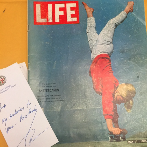 robdyrdek's tweet image. S/O to my man @TomLaBonge for dropping me a very thoughtful gift. This Life Magazine from 1965