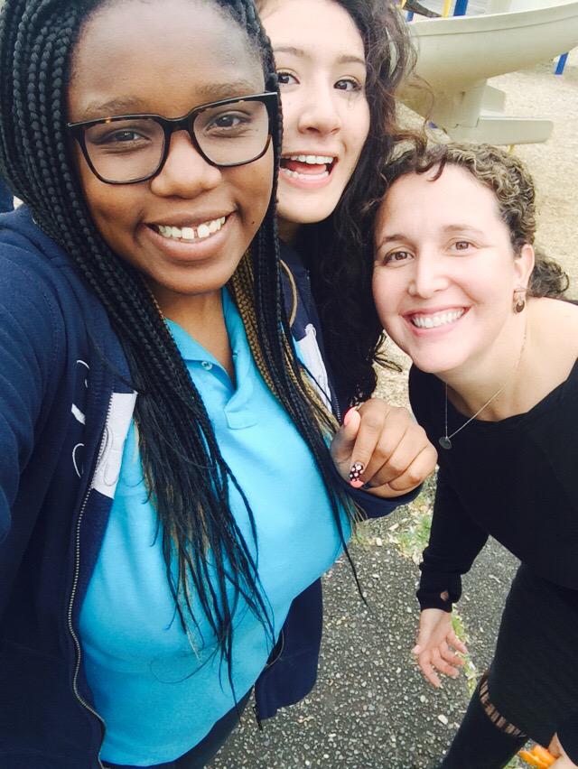 MelissaRysemus's tweet image. Goofing around in the garden! #interagencygraywolves