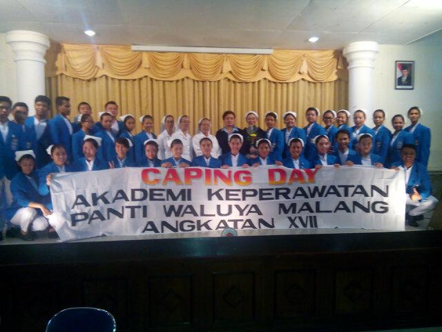ameliavoi's tweet photo. Caping day {} http://t.co/ueOZULVbAw