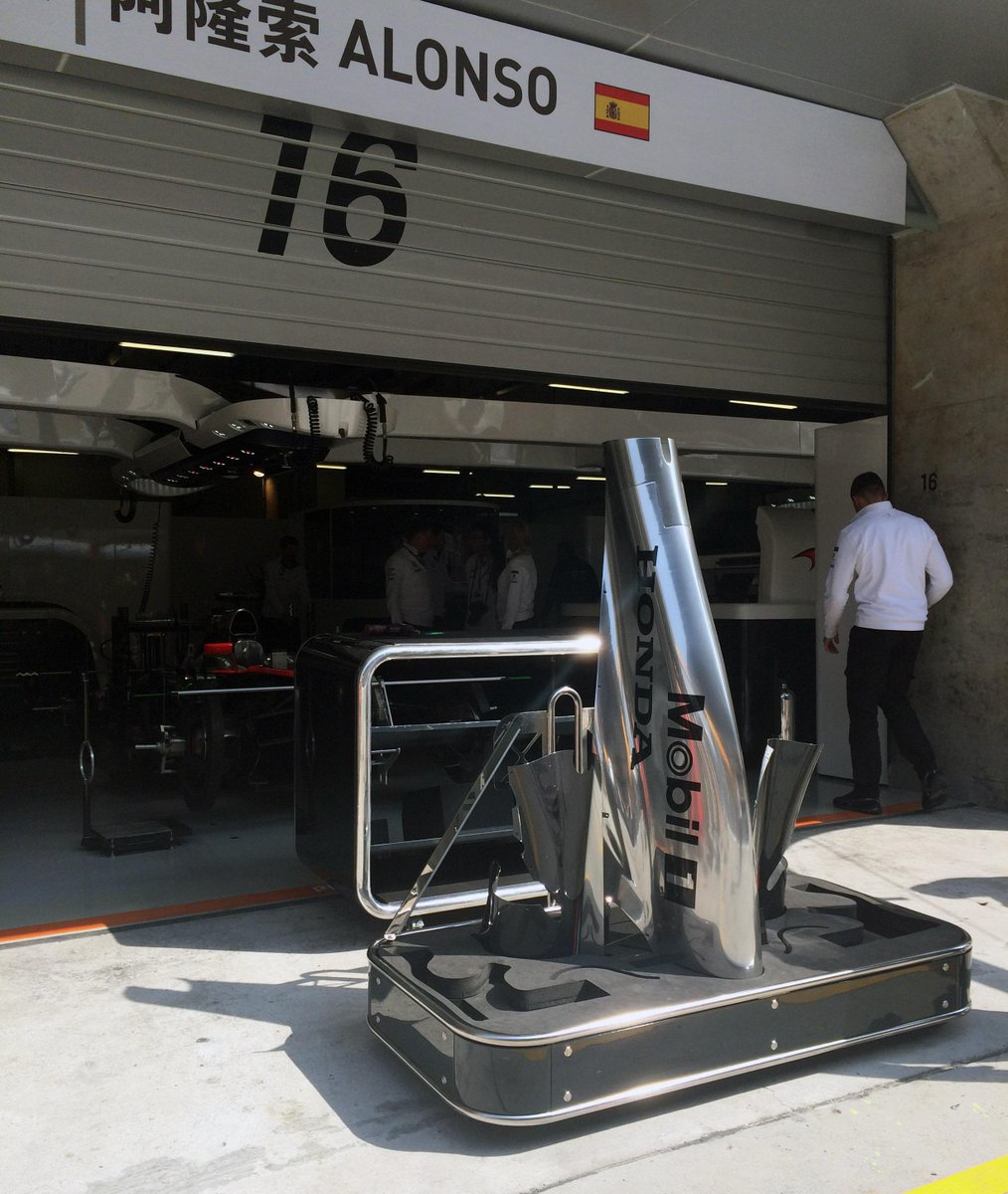 McLarenF1's tweet image. Spot the #Speedmark. There's a bit of McLaren in every corner of our garage. #Mobil1Insider