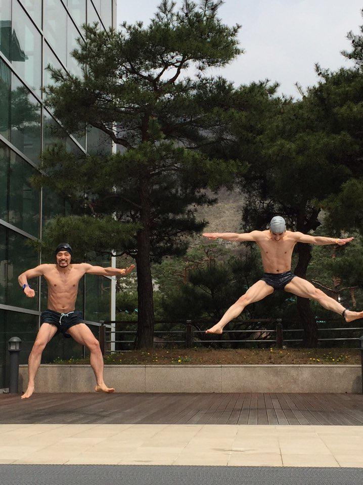 genchano83's tweet photo. 나 아직 죽지 않았어~~~사이드킥은 이렇게 이얍!!!!ㅋㅋㅋㅋㅋㅋㅋㅋㅋㅋ http://t.co/tshMHXK6TV